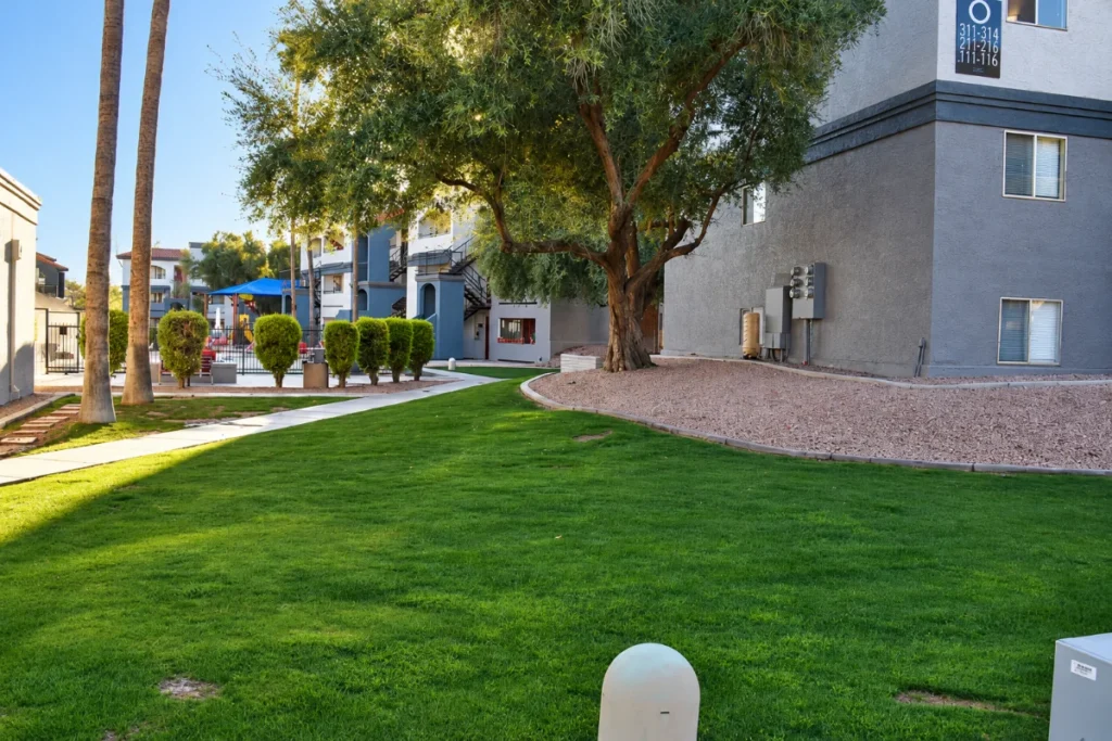 apartment-landscape-maintenance-phoenix-az